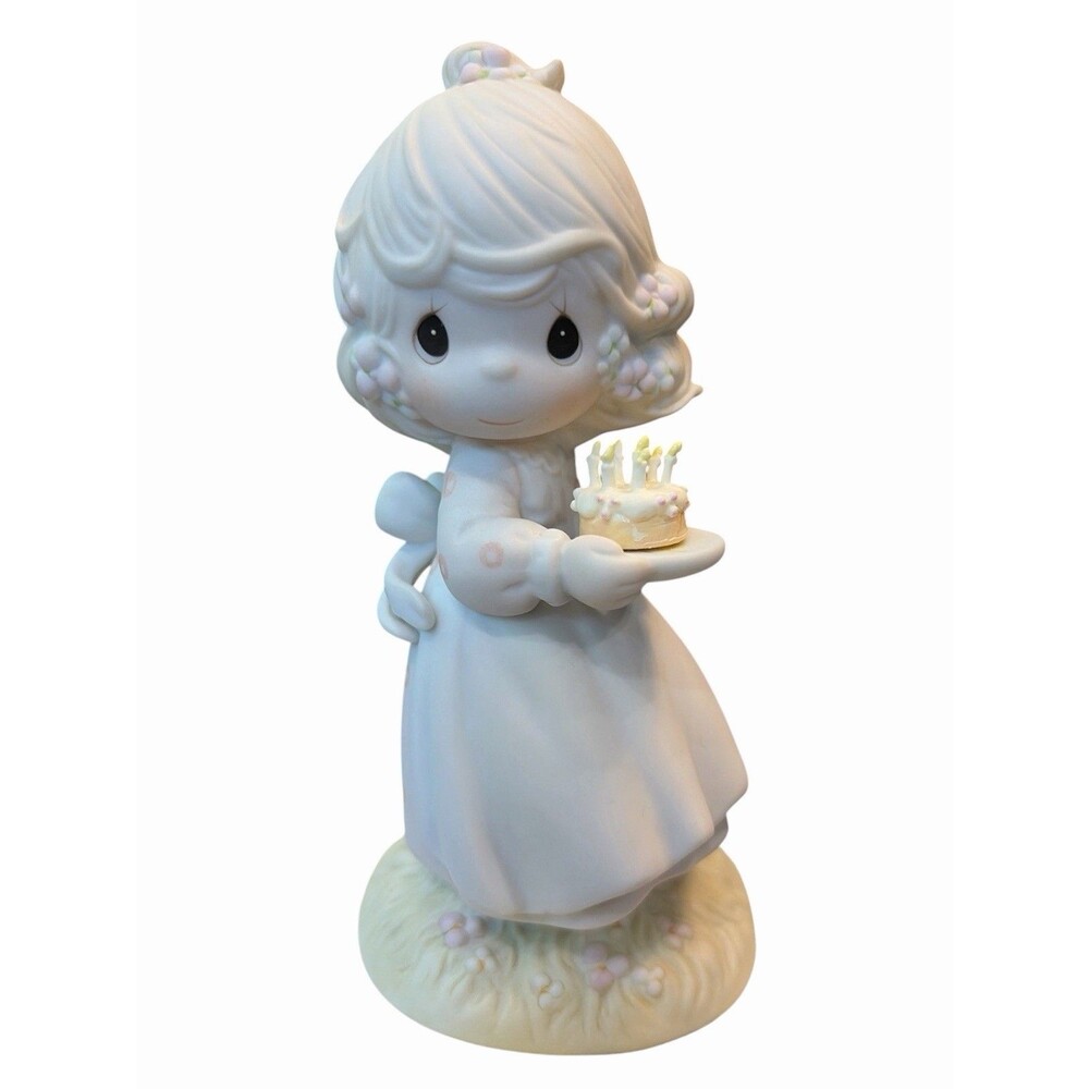 Precious Moments "May Your Birthday Be A Blessing" Figurine 1990 Boxed